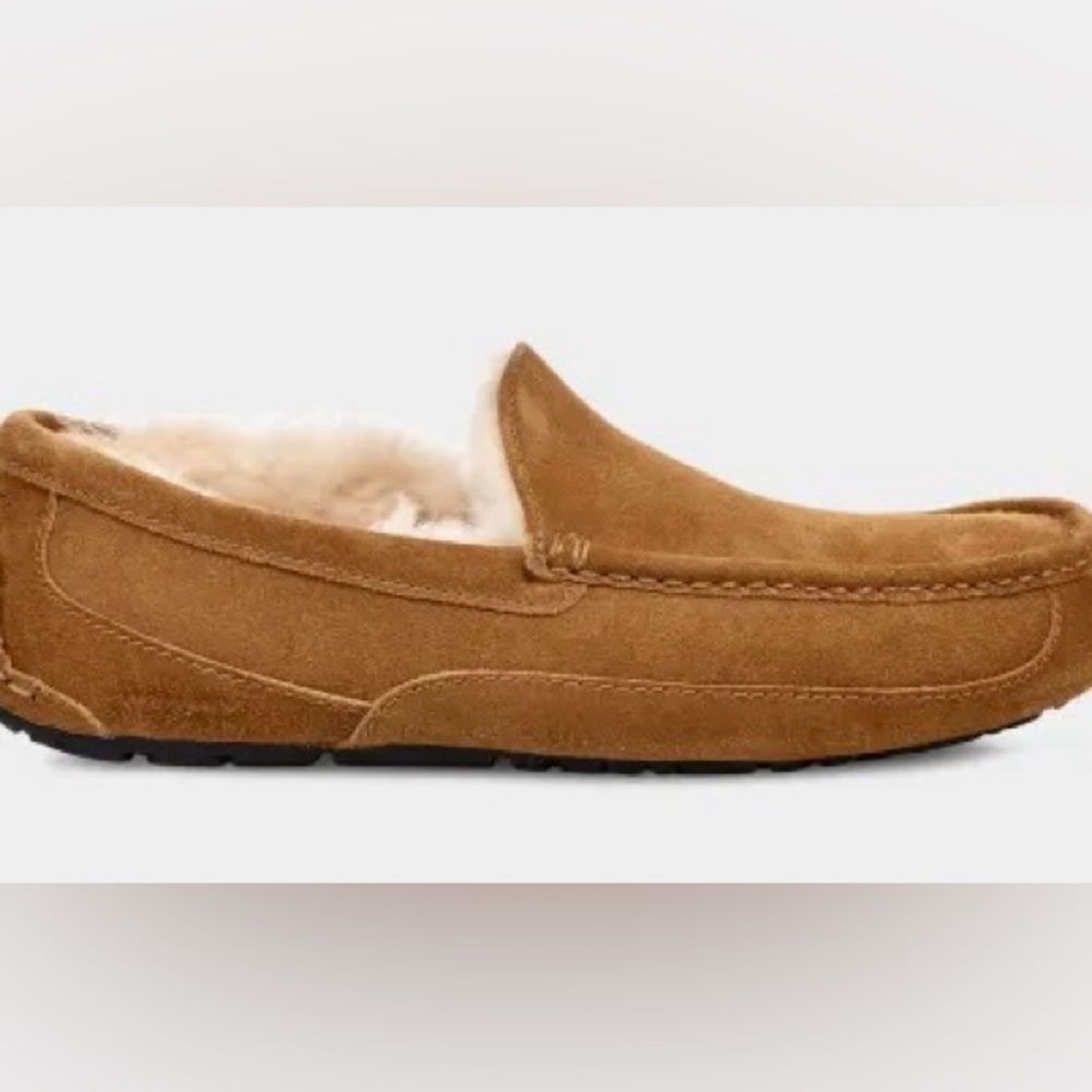 UGG Men's Ascot Chestnut Suede Leather Slippers Size 7